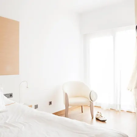 ホテル Sunprime Waterfront Adults Only 4*