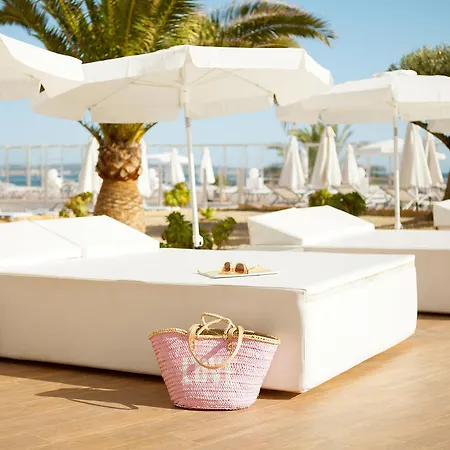 ホテル Sunprime Waterfront Adults Only 4*